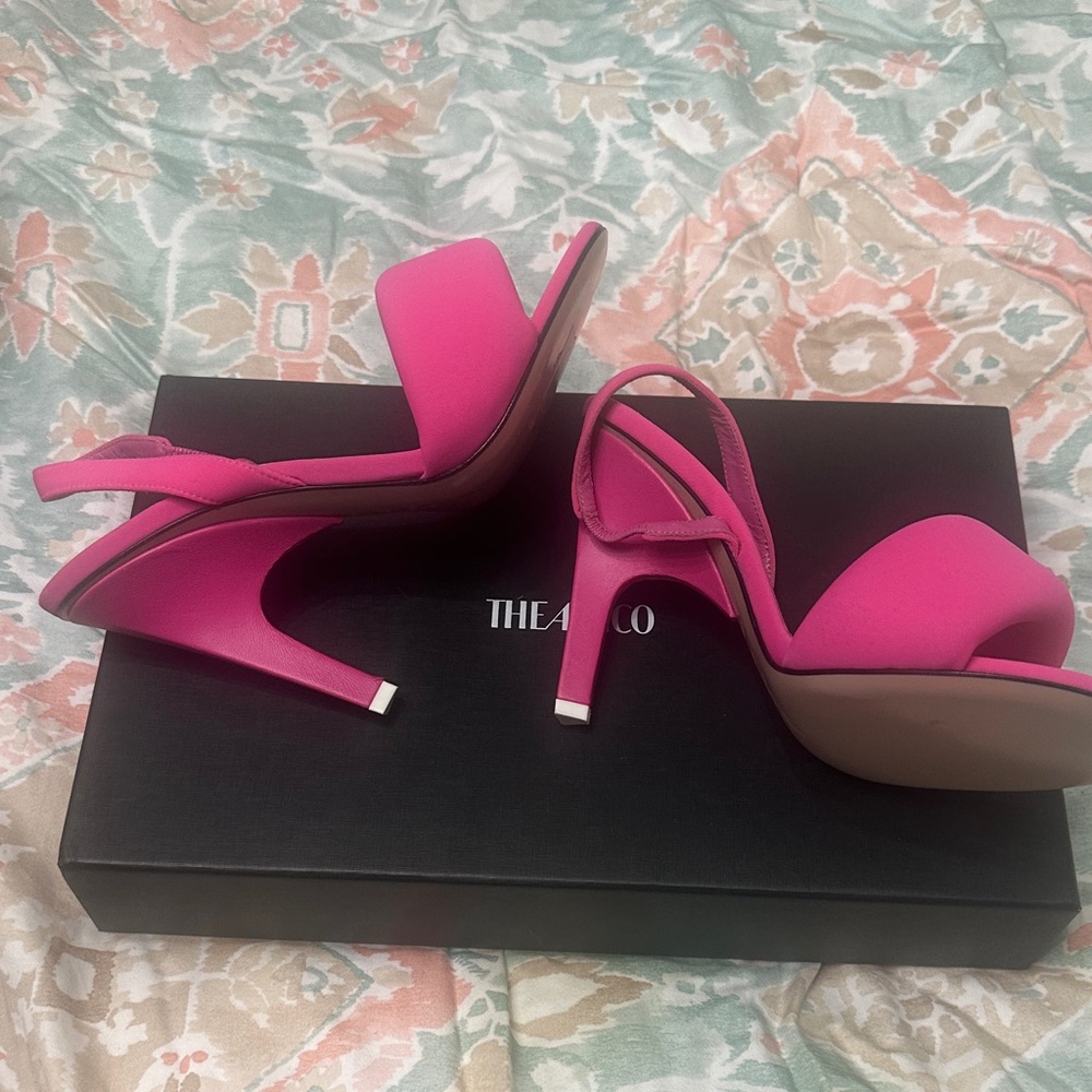 The Attico Vibrant Pink Heels - Picture 4 of 4